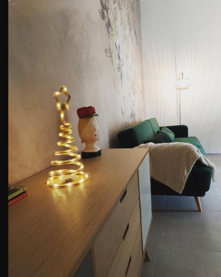 Dimora Dami Villa กอนแวร์ซาโน ภายนอก รูปภาพ