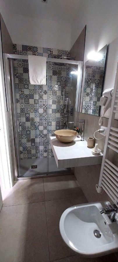 Dimora Dami Villa กอนแวร์ซาโน ภายนอก รูปภาพ